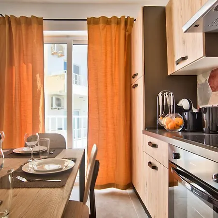Sliema 2-Bedroom Central Apartments And Penthouse With Jacuzzi Exterior photo
